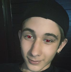 Meet your Posher, Damien